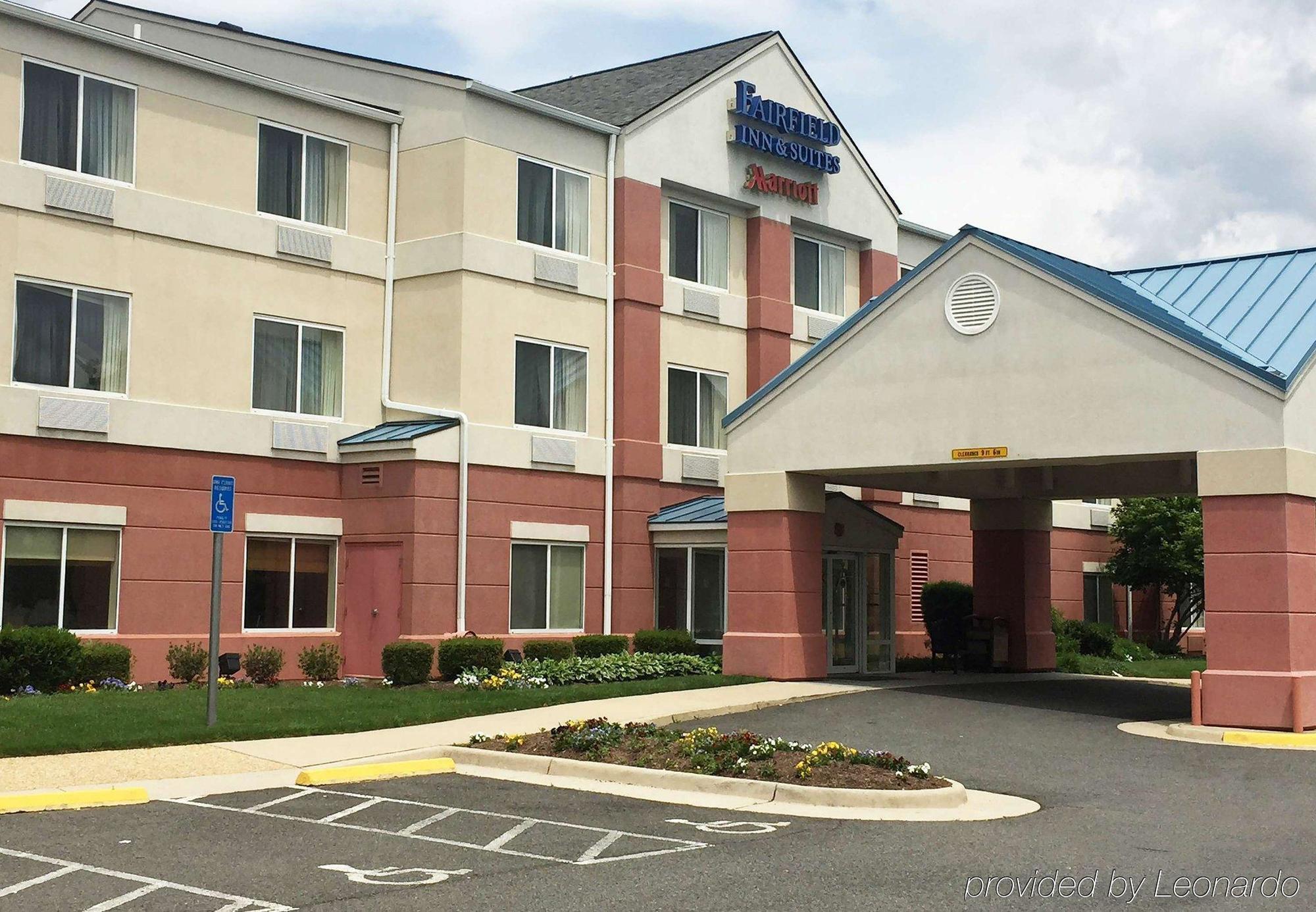 Fairfield Dulles Airport Hotel 3*