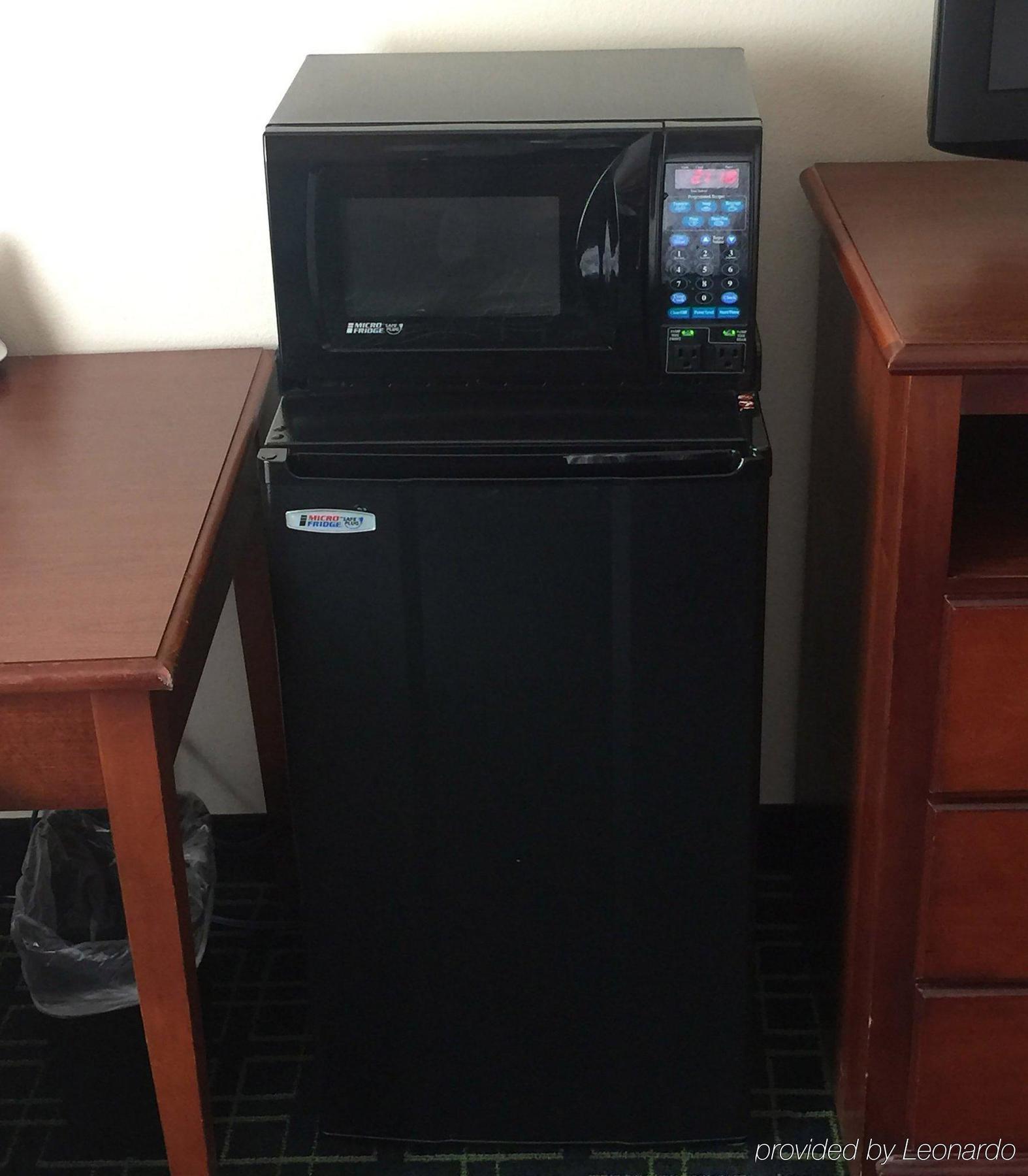 Fairfield Dulles Airport Hotel
